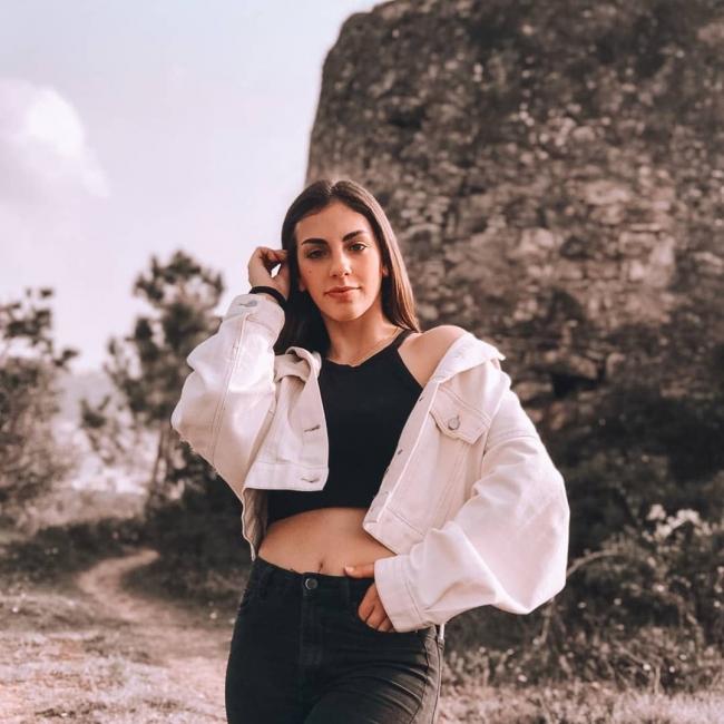 Babysitter in Coimbra: Rita