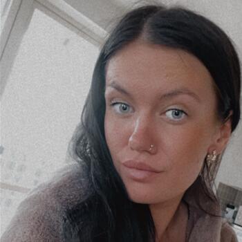 Barnvakt i Gävle: Emelie
