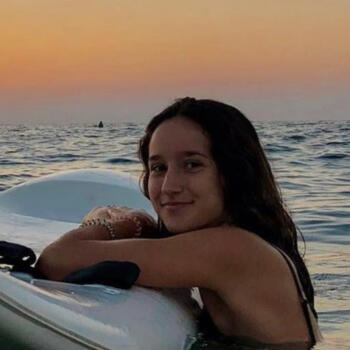 Canguro en Sevilla: Alejandra