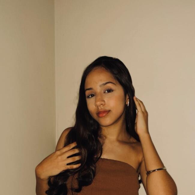 Babysitter in Ipatinga: Samira