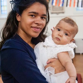 Babysitter London: Adamma