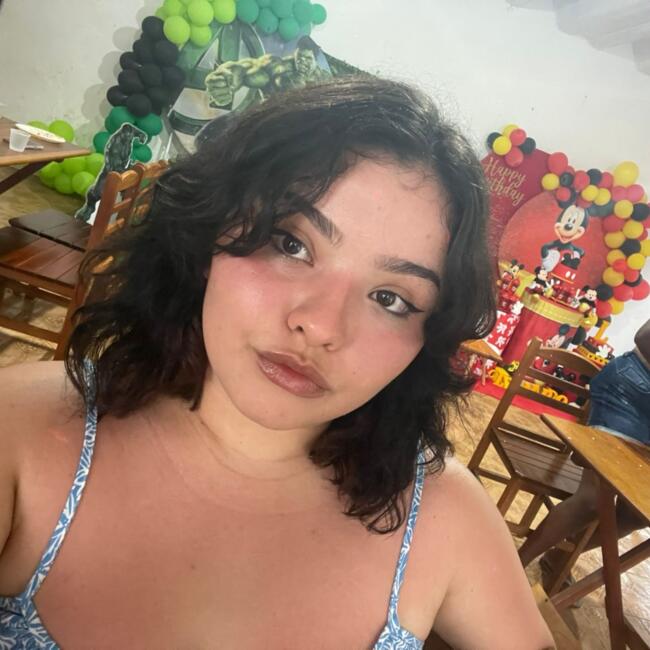 Babysitter in Mogi das Cruzes: Sarah