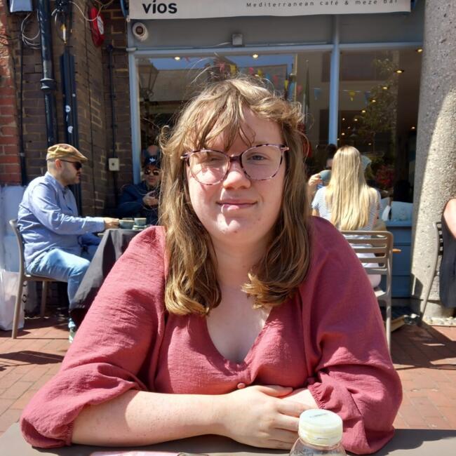 Babysitter in Luton: Emily