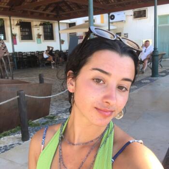 Babysitter Galway: Marta