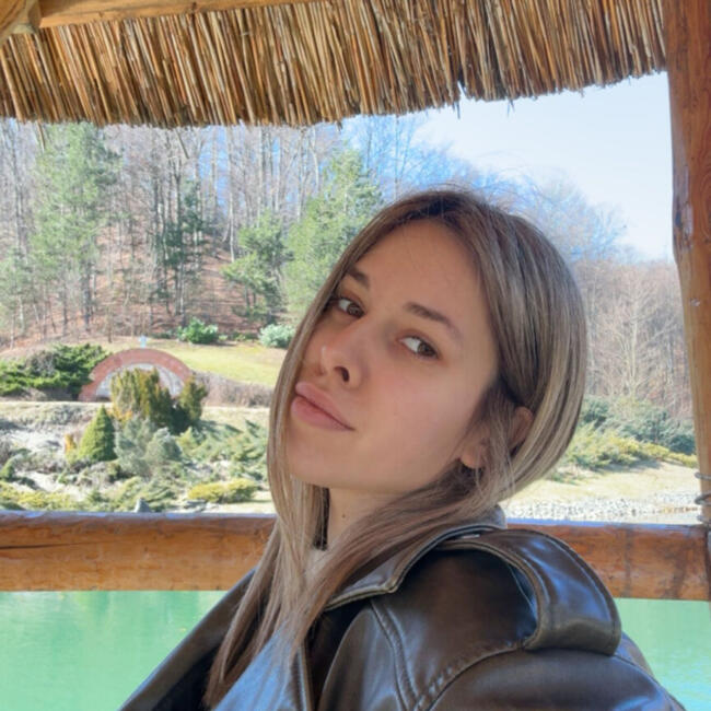 Babysitting job in Šabac: Mina