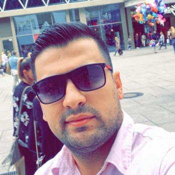 Barnvakt i Slöinge: Hussam