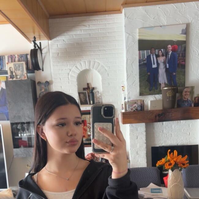 Babysitter in Beveren: Lopke