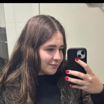 Babysitter in Erechim: Helena de Souza