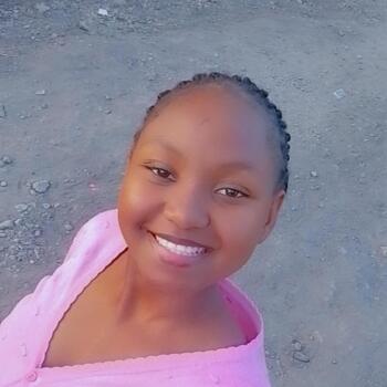 Babysitting job in Nairobi: babysitting job Elsie Mumbi