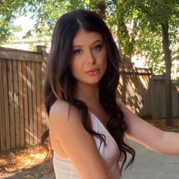 Babysitter in Markham: Madison