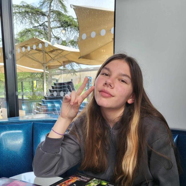 Babysitter in La Montagne: Lucie Saint-just