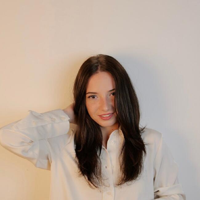 Babysitter in Budapest: Noémi