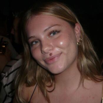 Babysitter in Gold Coast: Millie