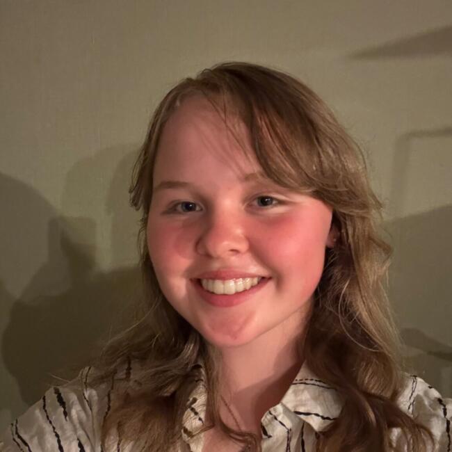 Babysitter in Hamilton: Victoria