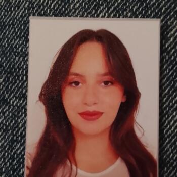 Babysitter in Meknès: Houda