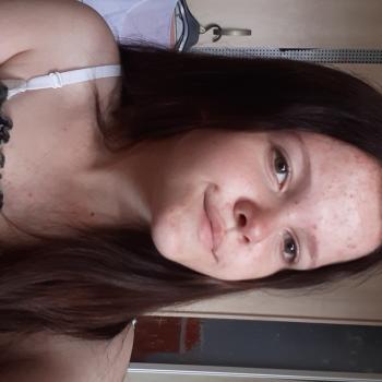 Babysitter Dagenham: Kayleigh