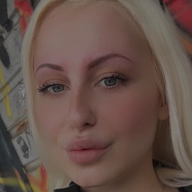 Bebisiterka u Beograd: Angelina
