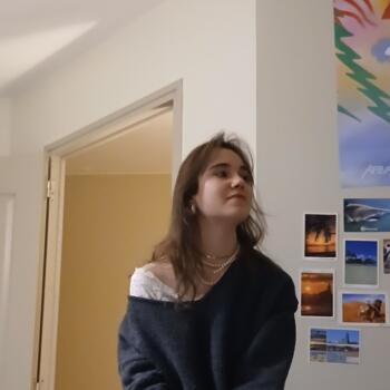 Babysitter in Reims: Juliette