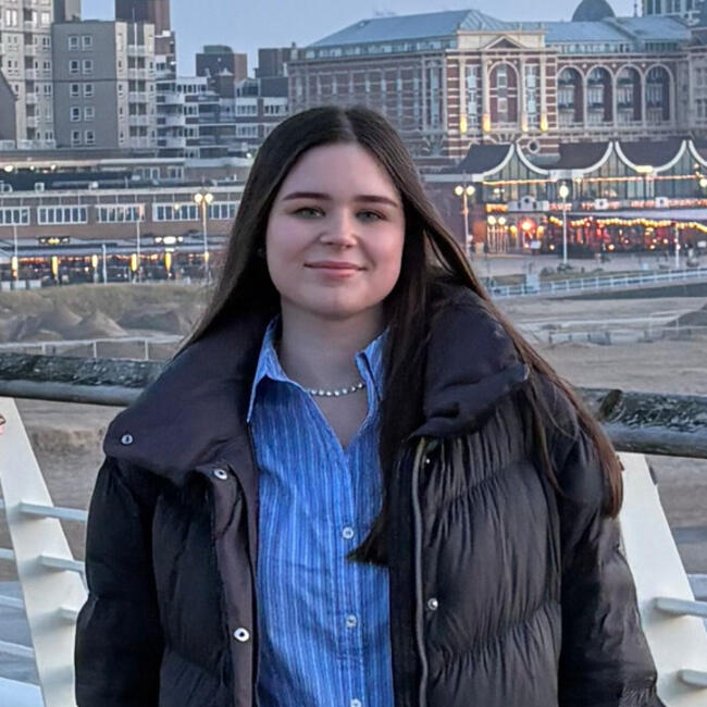 Babysitter in Uccle: Andreea