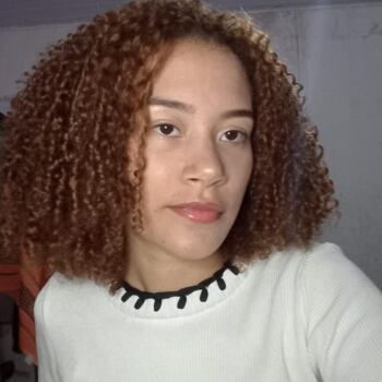 Babysitter in Aparecida de Goiânia: Anna Clara