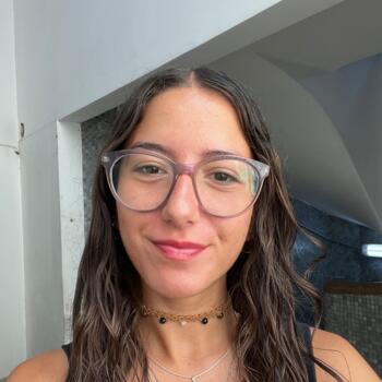 Babysitter Búzios: Lucía