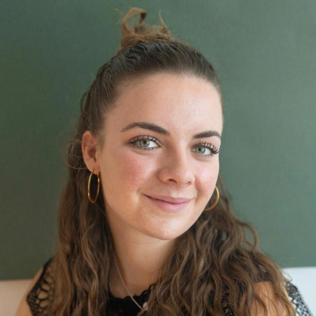 Babysitter in Us: Charlotte