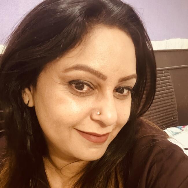 Babysitting job in Delhi: Arti