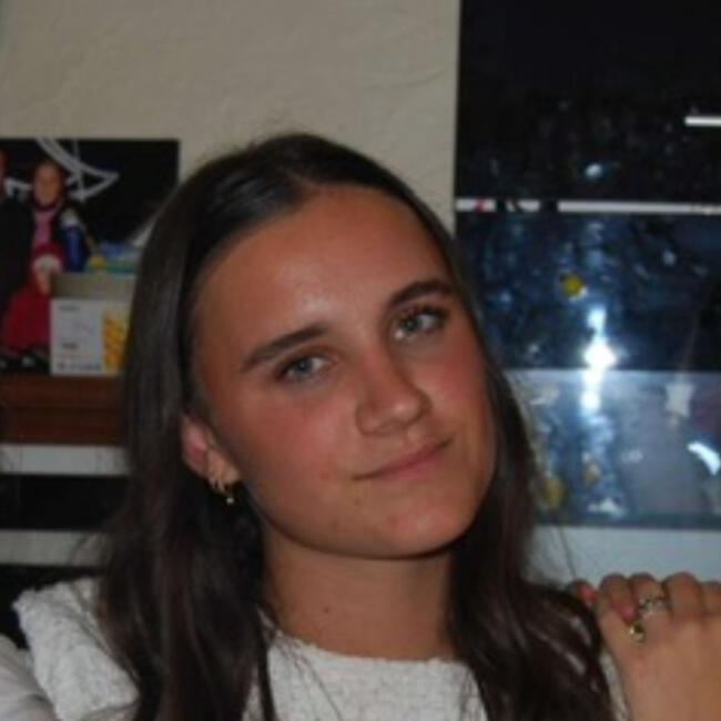 Babysitter in Sainte-Maxime: Lea