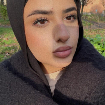 Babysitter Job in Antwerpen: Babysitter Job Iman