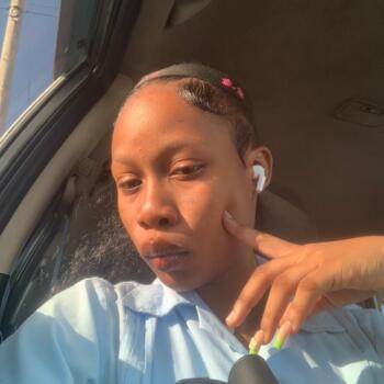 Babysitter in Portmore: Brihanna