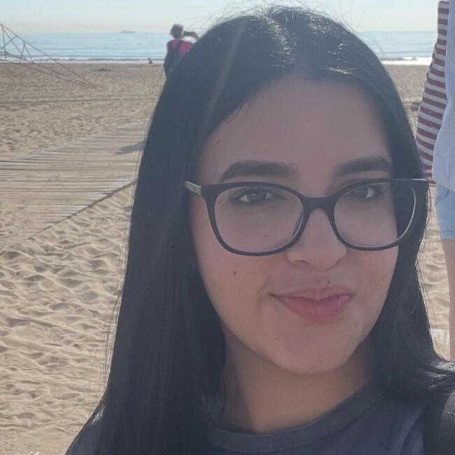 Nanny in Barcelona: Isabela