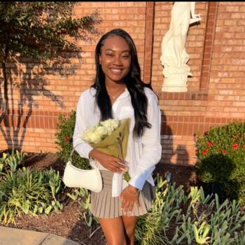 Babysitter in Fairfax: Juliana