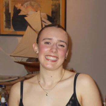 Babysitter Caluire-et-Cuire: Capucine