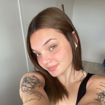 Babysitter in Chanteloup-les-Vignes: Alexandra