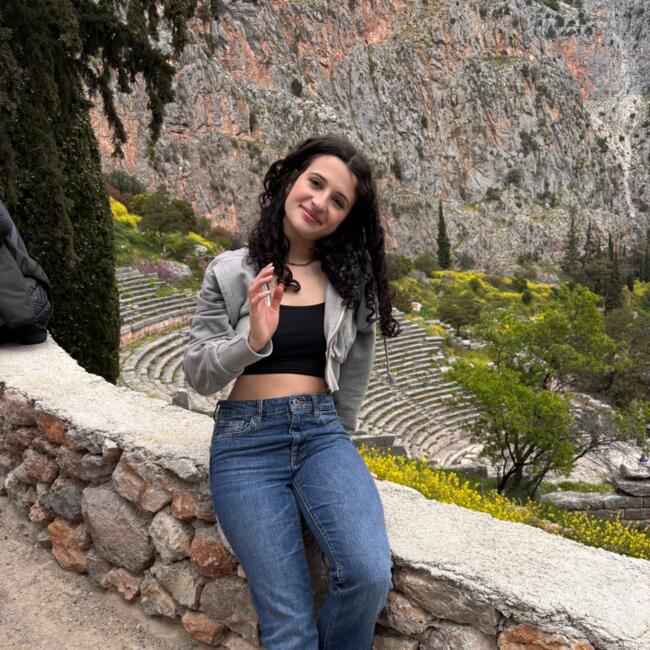 Babysitter a Caltagirone: Elisa