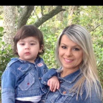 Babysitter in Florianópolis: Fabiana
