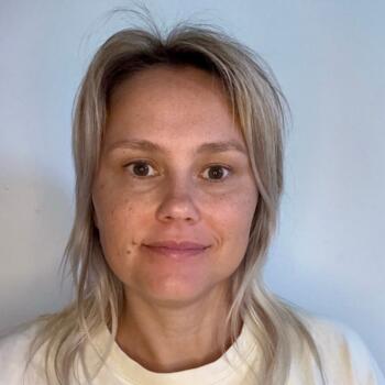Babysitter em Parede: Valeryia
