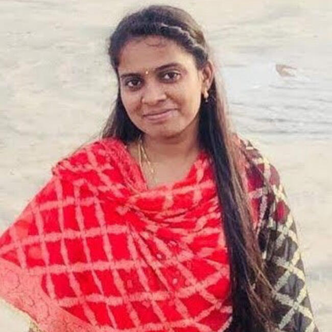 सिकंदराबाद में बेबीसिटिंग की नौकरी: Vasanthi