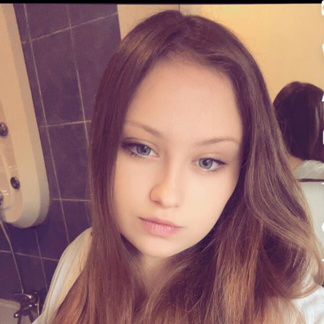 Babysitter in Charleroi: Amelie