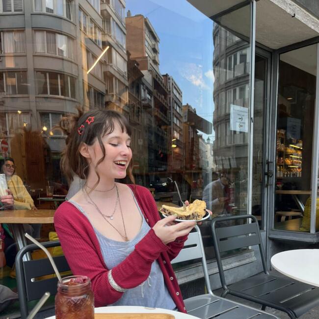 Babysitter in Liège: Camille