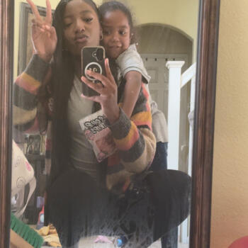 Babysitter Perris: Brianah