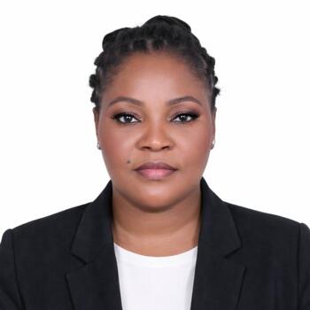 Babysitter in Dubai: Pauline