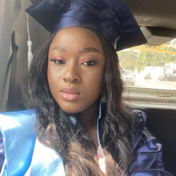 Baby-sitter Abidjan: Bintou