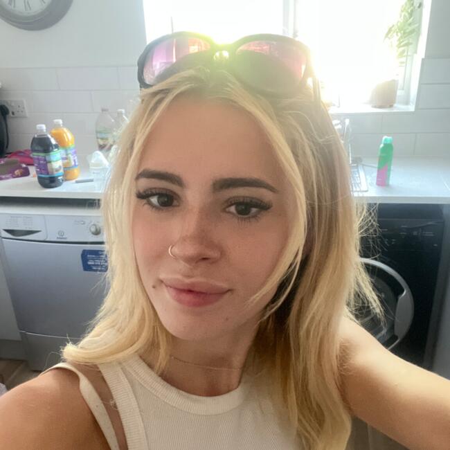 Babysitter in Northampton: Gracie 