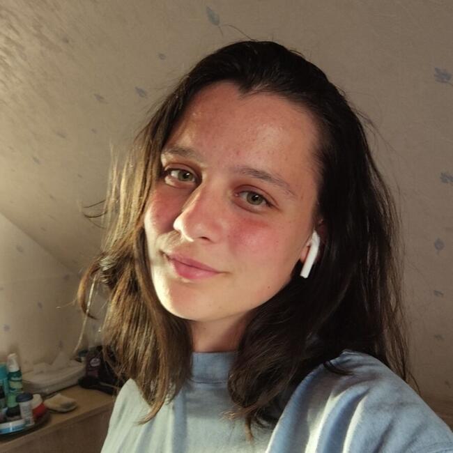 Babysitter in Canapville (Calvados): Lynda