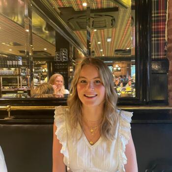 Babysitter in Toulouse: Louise