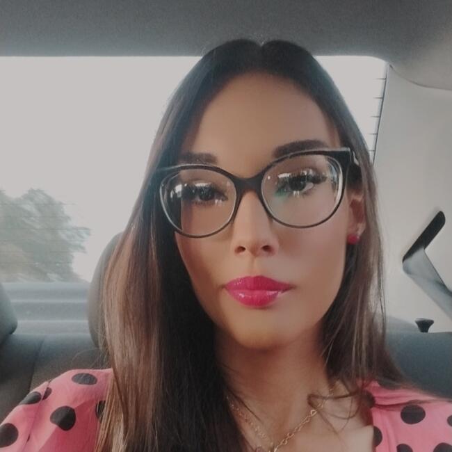 Babysitter in Uberlândia: Nycolle