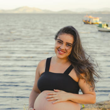 Babysitter in Magé: Juliana