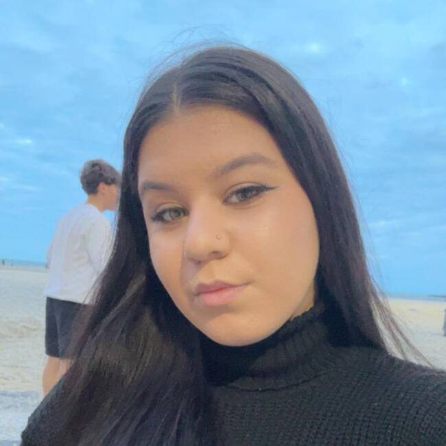 Babysitter in São João Batista: Raissa