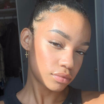 Baby-sitter Nantes: Anouk